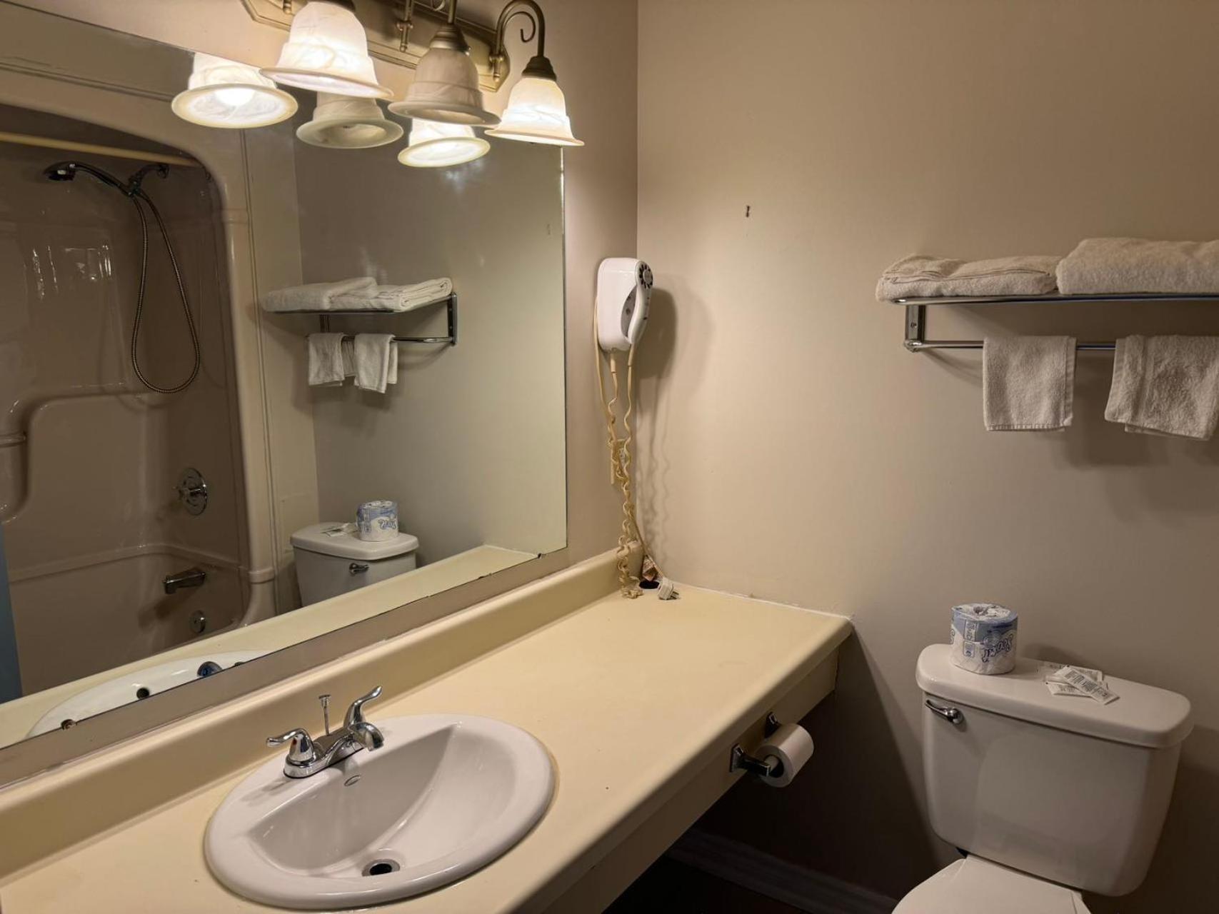 Niagara Falls Motor Lodge Bagian luar foto